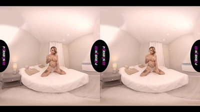 PORNBCN VR 熟年スペイン人熟女がタバコを吸いながらPOVでチンポをしゃぶり、脚をコキコキする